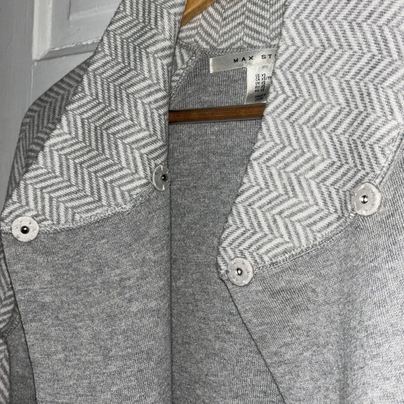 MAX STUDIO SNAP FRONT HIGH NECK CARDIGAN SWEATER - Picture 5 of 7